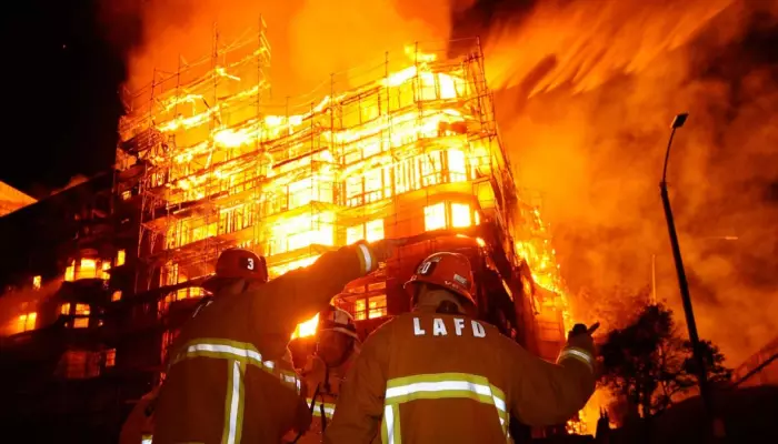 آتش‌سوزی ازمیر فاجعه بار شد